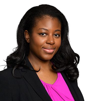 Professional headshot of attorney, Elyse Carpenter